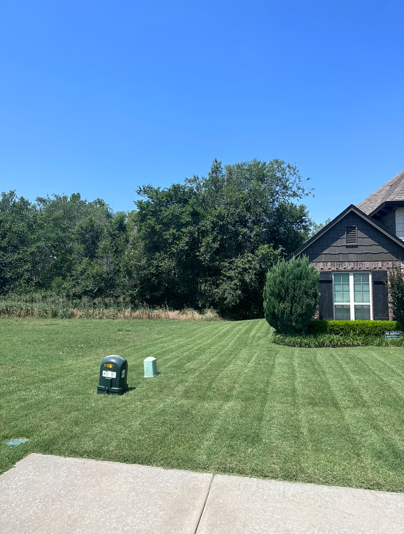 Lawn care work 3