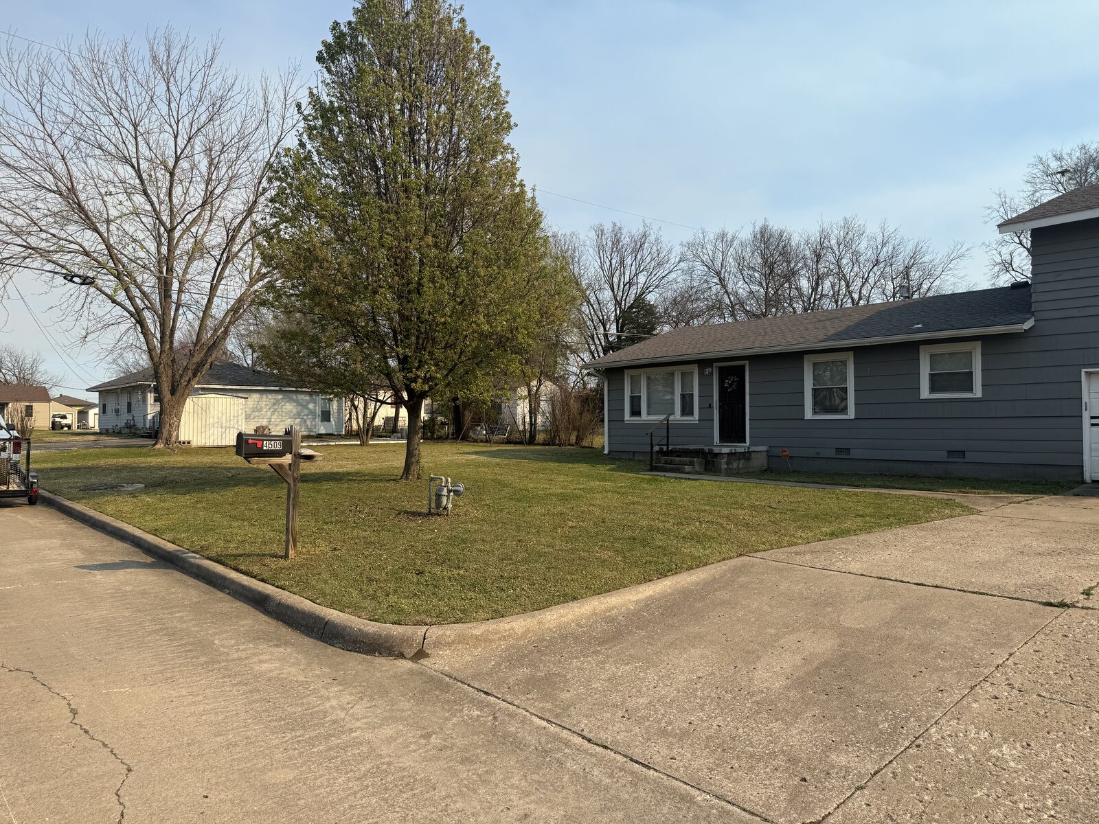Lawn care work 6